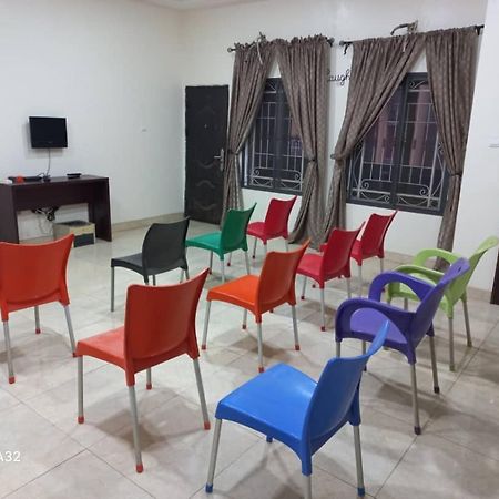 Dumeros Abuja Bagian luar foto