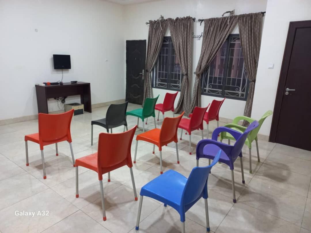 Dumeros Abuja Bagian luar foto