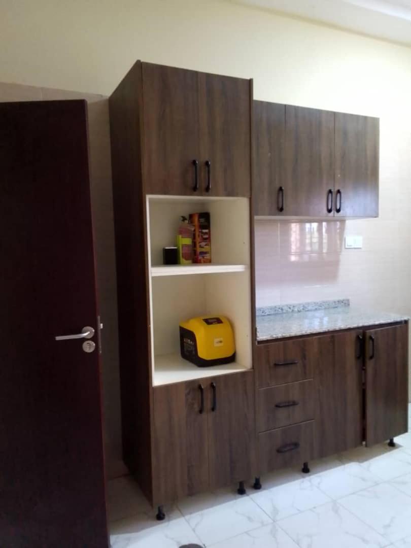 Dumeros Abuja Bagian luar foto